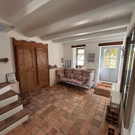 Holiday home Benatiere